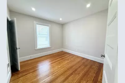 71 Saxton St #3, Boston, MA 02125 - Photo 3