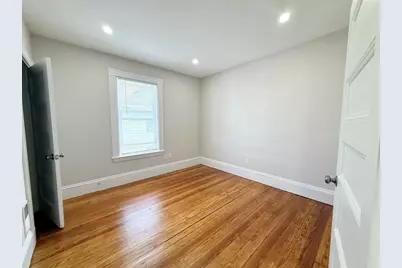 71 Saxton St #3, Boston, MA 02125 - Photo 3