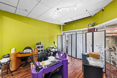 1637 Acushnet Ave, New Bedford, MA 02746 - Photo 9