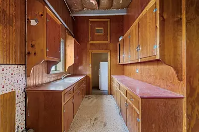 1637 Acushnet Ave, New Bedford, MA 02746 - Photo 25