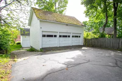 14 Pleasant St, Ware, MA 01082 - Photo 5