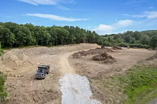 147 Nashua Rd, Pepperell, MA 01463 - Photo 1