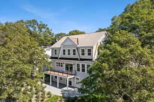 285 Edgewater Dr W, Falmouth, MA 02536 - Photo 35