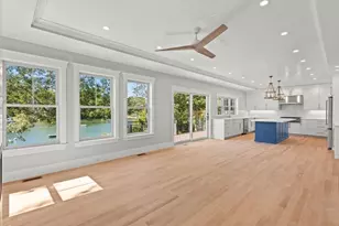 285 Edgewater Dr W, Falmouth, MA 02536 - Photo 7