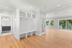 285 Edgewater Dr W, Falmouth, MA 02536 - Photo 15