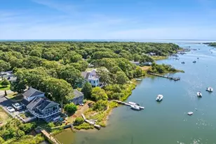 285 Edgewater Dr W, Falmouth, MA 02536 - Photo 3