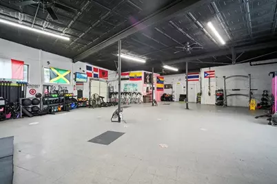 218-226 Saint James Blvd, Springfield, MA 01104 - Photo 11