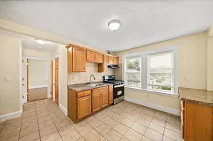 742 River St, Boston, MA 02136 - Photo 3