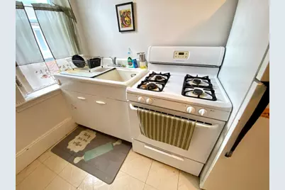 15 Parkman St #3B, Brookline, MA 02446 - Photo 5