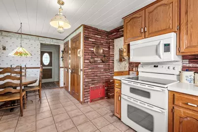 354 Rowley St, Agawam, MA 01001 - Photo 5