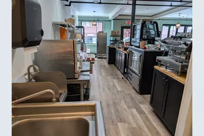 6 Waldo St, Worcester, MA 01608 - Photo 5