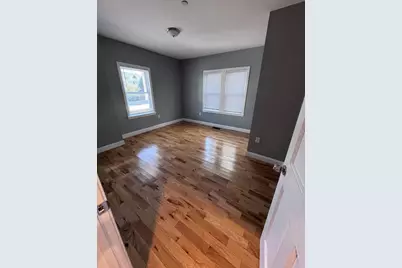 31 Bacon St #31, Watertown, MA 02472 - Photo 3