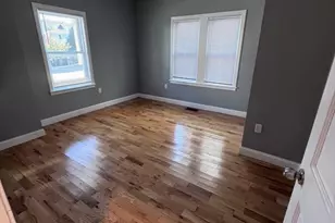 31 Bacon St, Watertown, MA 02472 - Photo 3