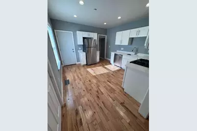 31 Bacon St #31, Watertown, MA 02472 - Photo 1