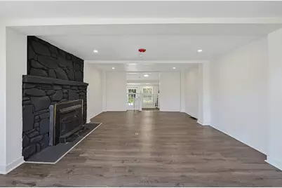 130 High St, Upton, MA 01568 - Photo 3