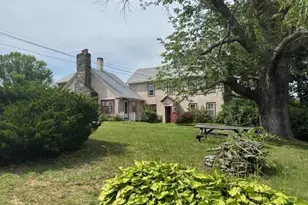 40 Carroll Hill Rd, Charlton, MA 01507 - Photo 1