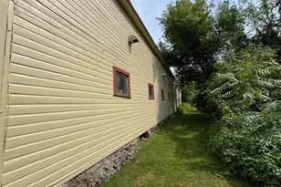 40 Carroll Hill Rd, Charlton, MA 01507 - Photo 13