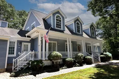 40 Country Club Drive, Bridgewater, MA 02324 - Photo 3