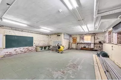 40 Pecks Rd, Pittsfield, MA 01201 - Photo 9