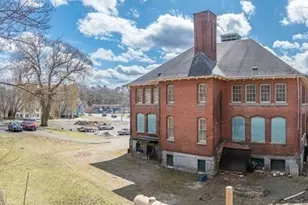 40 Pecks Rd, Pittsfield, MA 01201 - Photo 3