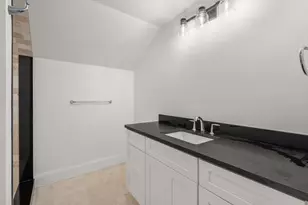 201 Lowell Rd, Wellesley, MA 02481 - Photo 35