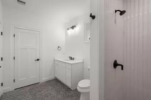 201 Lowell Rd, Wellesley, MA 02481 - Photo 23