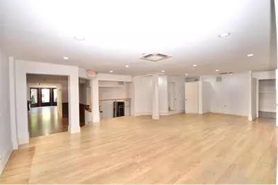 218 Newbury Street #1, Boston, MA 02116 - Photo 11