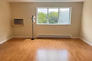 11 Weld St, Framingham, MA 01702 - Photo 11