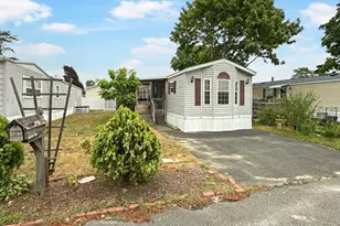 4 Francis St, Wareham, MA 02538 - Photo 5