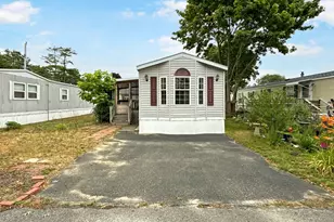 4 Francis St, Wareham, MA 02538 - Photo 9