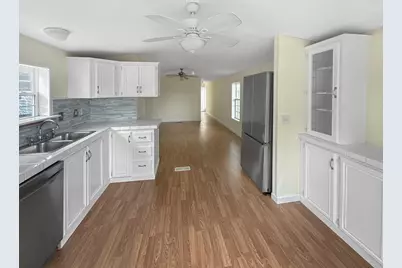 4 Francis Street, Wareham, MA 02538 - Photo 7