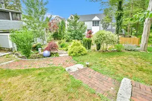 13 Atwood St, Kingston, MA 02364 - Photo 39