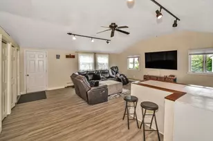 13 Atwood St, Kingston, MA 02364 - Photo 3