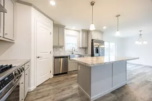 121 E Washington St, North Attleboro, MA 02760 - Photo 13