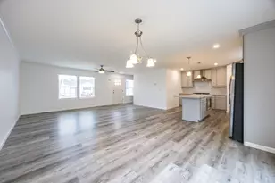 121 E Washington St, North Attleboro, MA 02760 - Photo 7