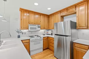 5 S Commons, Lincoln, MA 01773 - Photo 11