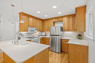 5 S Commons, Lincoln, MA 01773 - Photo 11