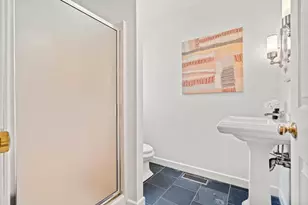 5 S Commons, Lincoln, MA 01773 - Photo 13