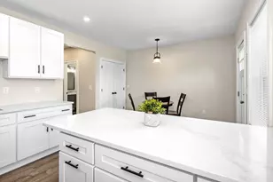 242 Atlantic Ave, Hull, MA 02045 - Photo 5