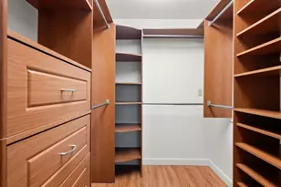 210 Nahanton St, Newton, MA 02459 - Photo 23