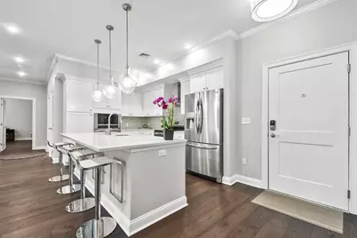 635 Old Post Road #303, Sharon, MA 02067 - Photo 5