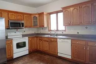 10 Almont Ave, Worcester, MA 01604 - Photo 15