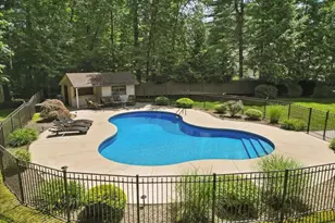 111 Ashford Rd, Longmeadow, MA 01106 - Photo 39