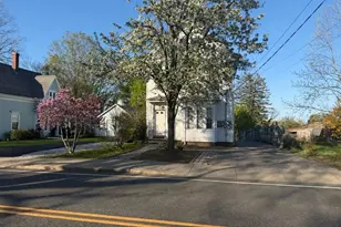 211 Court St, Plymouth, MA 02360 - Photo 1