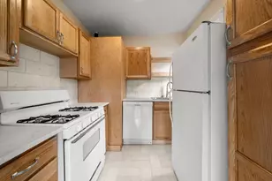 41 Summer St, Kingston, MA 02364 - Photo 5