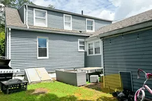 1277 Bay St, Springfield, MA 01109 - Photo 5