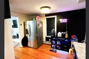 1277 Bay St, Springfield, MA 01109 - Photo 11