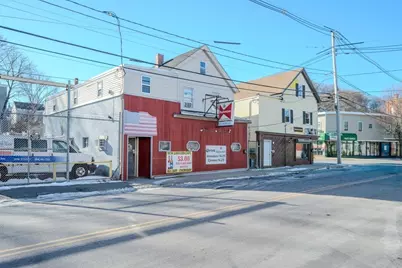 240 Essex St, Haverhill, MA 01832 - Photo 5