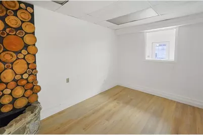 32 Worcester, Charlton, MA 01507 - Photo 11