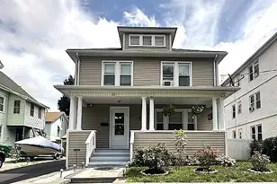 20 Mt Carmel Ave, Chicopee, MA 01013 - Photo 1